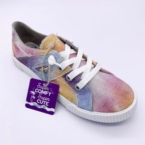 BRAND NEW WITH TAGS! Blowfish Fruit Sneaker!